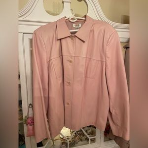 Pretty leather jacket for spring